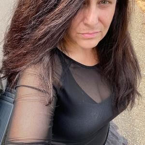 Meet your Posher, Christi